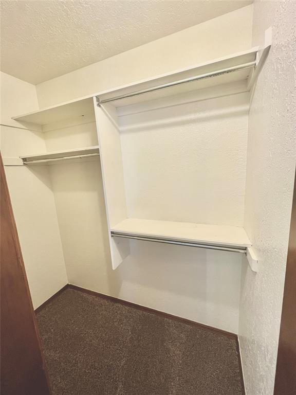 Building Photo - 1901 E Lindsey St Unit 7B