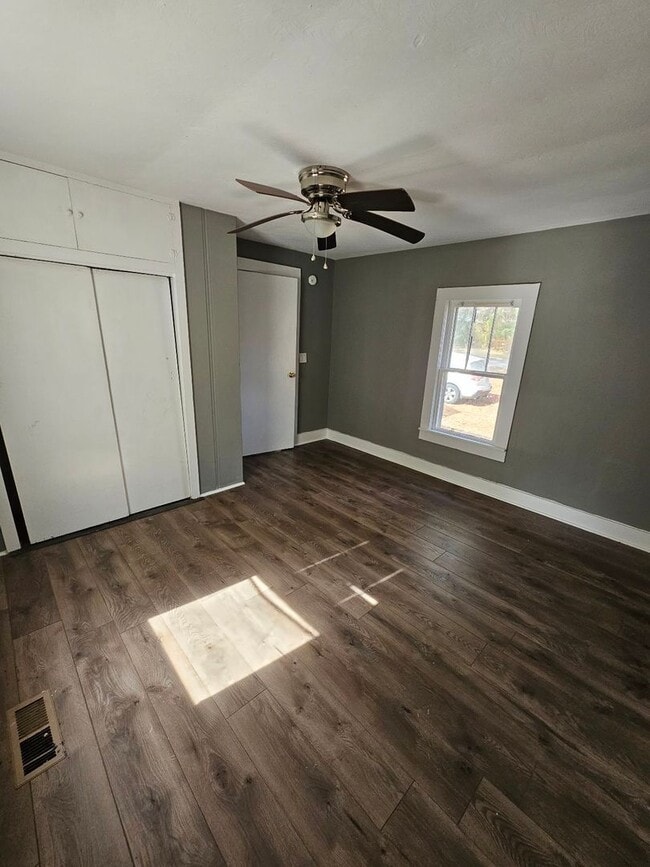 Photo - 3 Bed 1 Bath - Florence, AL (Near Cloverdale)