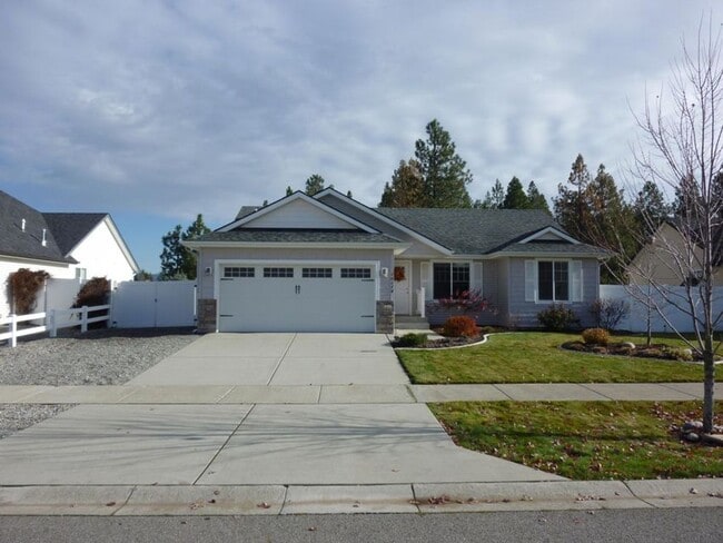 10174 N Hubble St