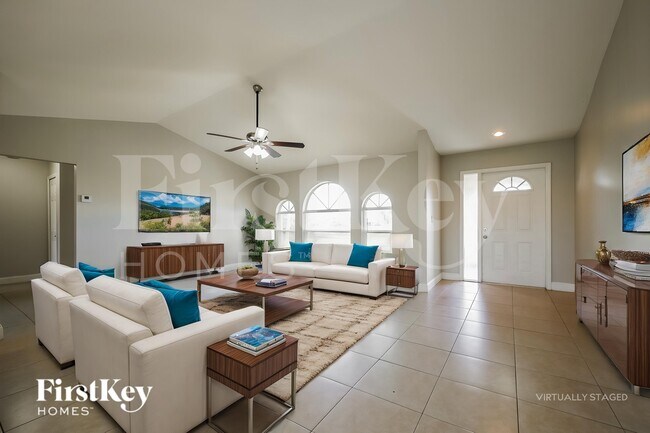 Photo - 2225 Tropicana Parkway W