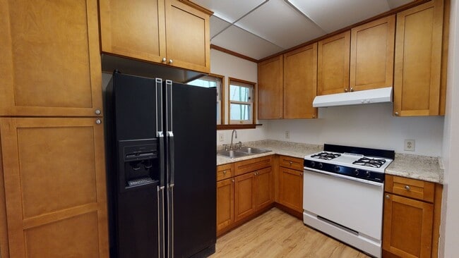 Photo - 1015 A Ave Unit 1015 A Ave 2