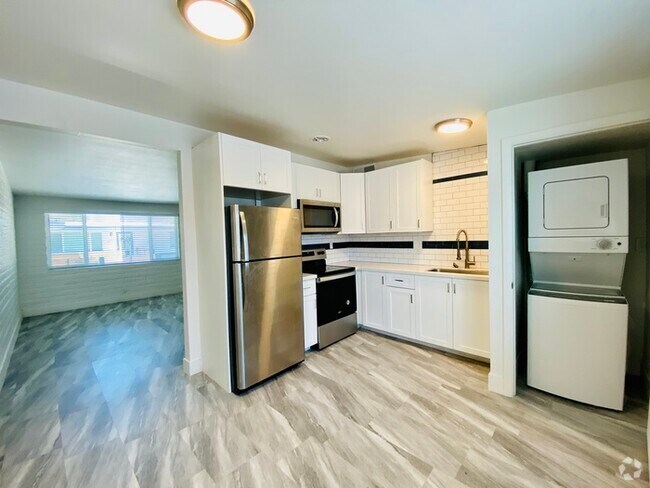 Building Photo - Modern living in this completely updated 2... Rental