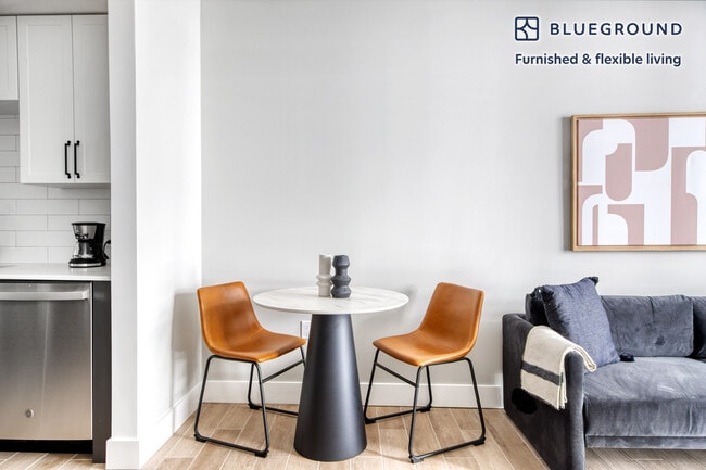 Photo - 419 SE 2nd St Unit FL4-ID12