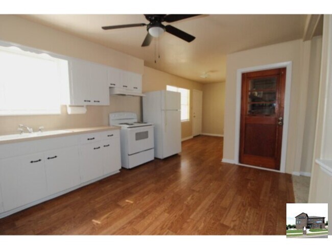 Photo - 2107 Brantley Ave