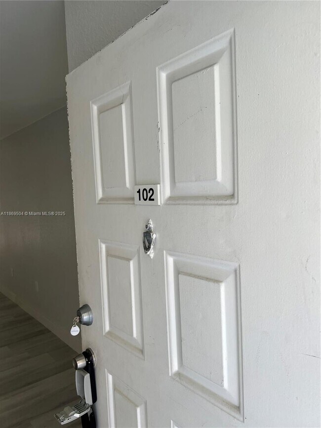 Photo - 2871 N Oakland Forest Dr Unit 102