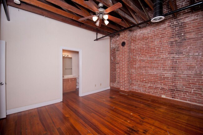 Photo - Market 202 Unit M 202