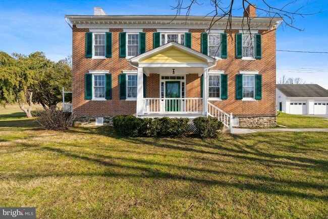 Photo - 15615 Falls Rd House