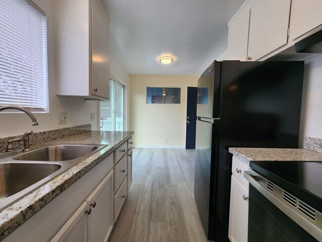 Photo - 1075 Delport Ave Unidad #3