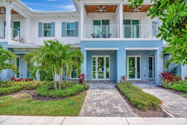 Building Photo - 4695 SE Manatee Way Rental