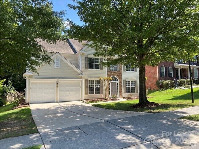 Building Photo - 9901 Hazelview Dr Rental