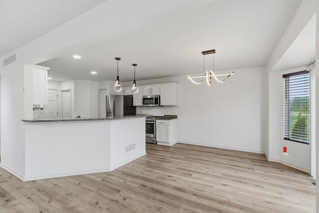 Photo - 6650 Chandler Dr