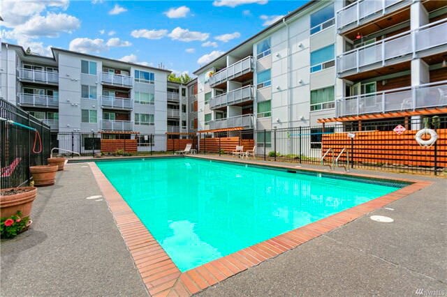 Northgate Villa Condominiums Pool - 10501 8th Ave NE Unit 421