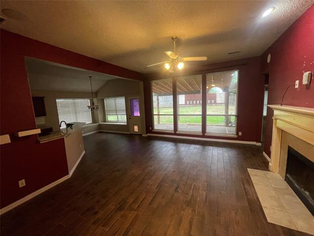 Photo - 3004 Norwich Ln