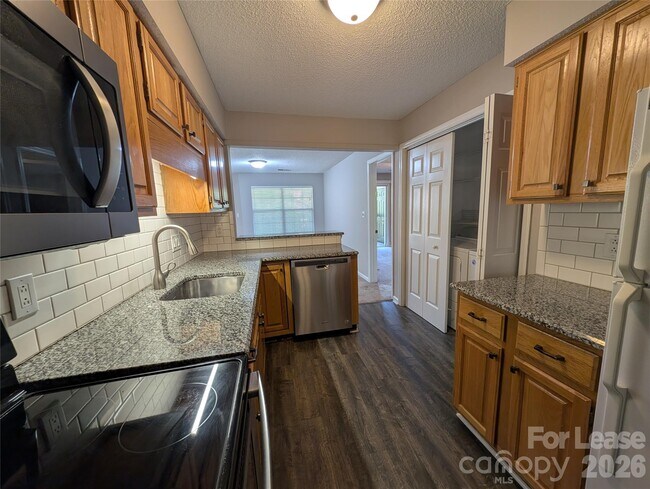 5001 Sharon Rd Unit K