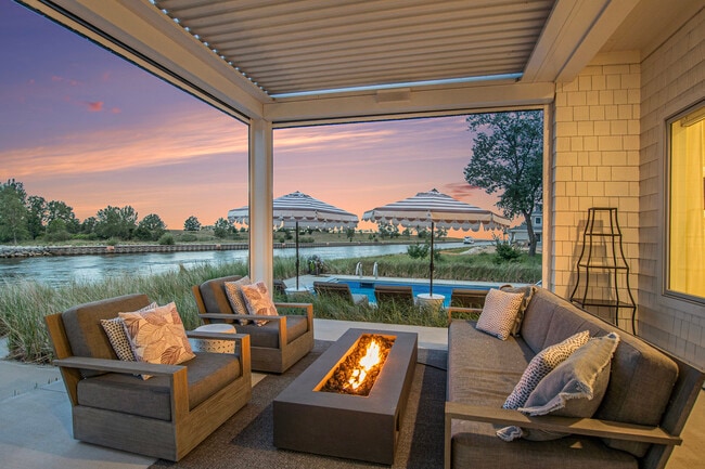 Photo - 6736 Saugatuck Bch Rd