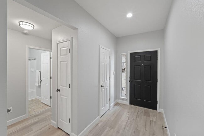 Photo - 3529 Shiraz Loop