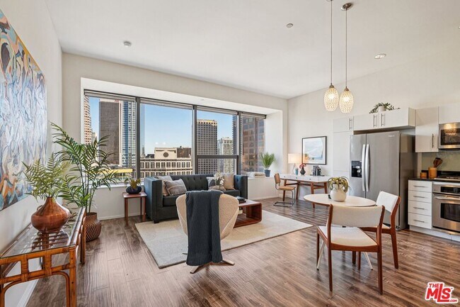 1100 Wilshire Blvd Unit 2209