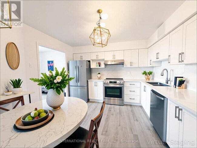 Photo - 75 Graydon Hall Dr Unit PH03