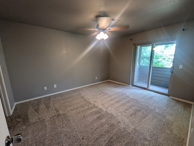En-suite bedroom - 14429 N Pennsylvania Ave Unit 25F