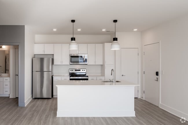 1HAB, 1BA - 713 ft²