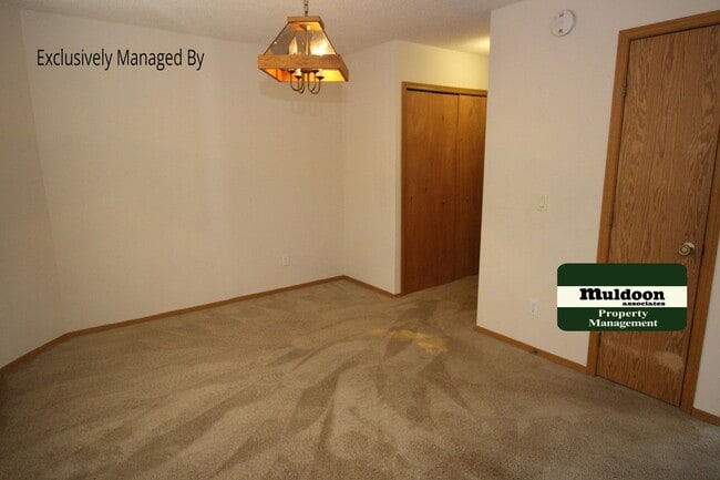 Photo - Comfortable Townhome!