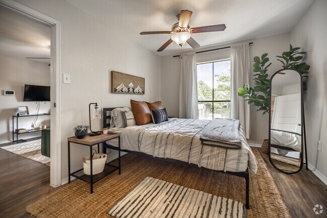 1BR, 1BA - 501SF - Bedroom - Vantage Point Apartments