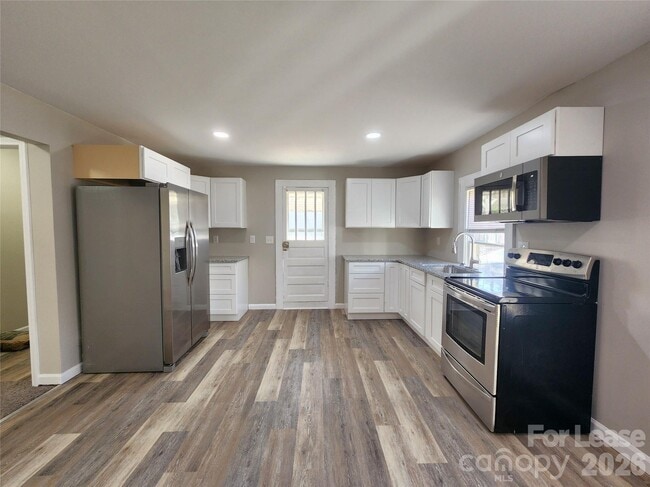 Photo - 2414 Idlewood Dr