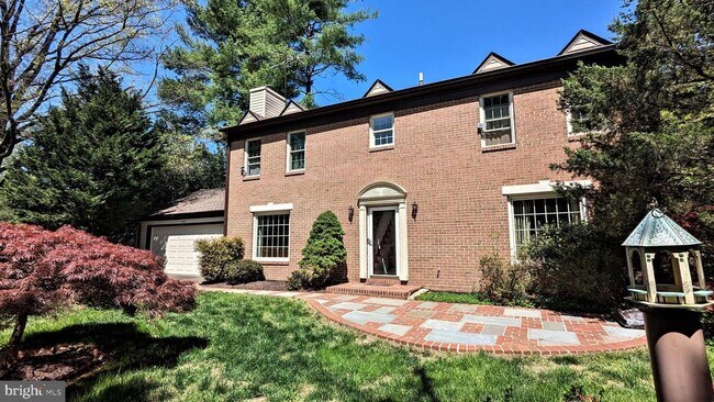 Building Photo - 1835-1835 Batten Hollow Rd