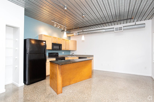 1BR, 1BA - Kitchen