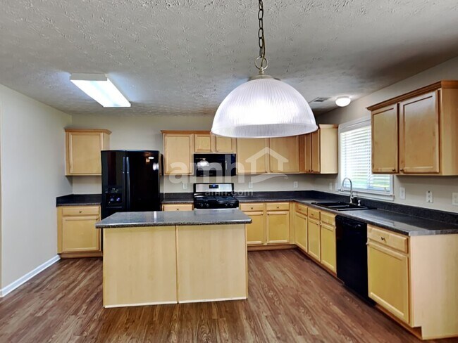 Photo - 243 Autumn Creek Dr