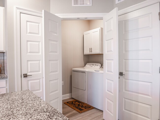 The Aviator: 1BR, 1BA- Kitchen