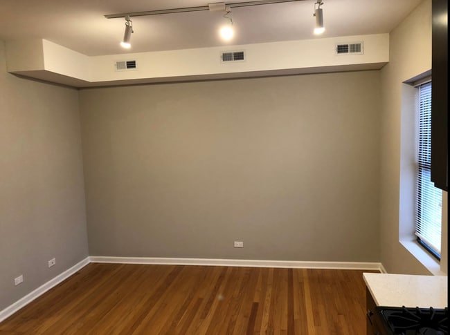 Photo - 3217 W Cullom Ave