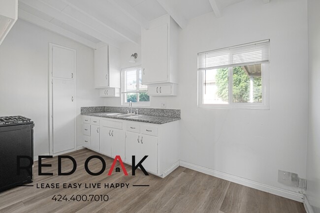 Photo - 15301 Woodruff Pl Unit 15301 1/2