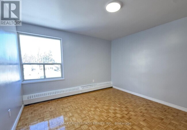 Photo - 1181 Ellesmere Rd Unité 205