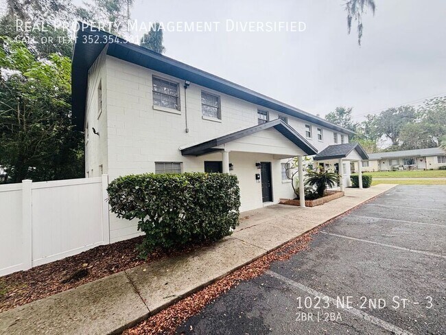 Photo - 1023 NE 2nd St