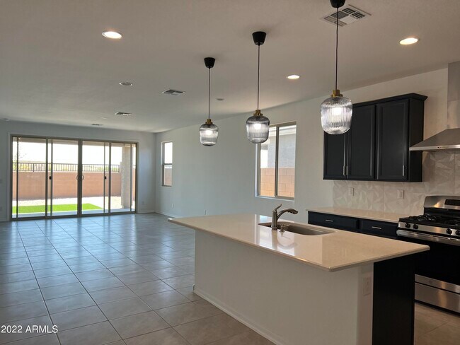 12435 W Citrus Wy