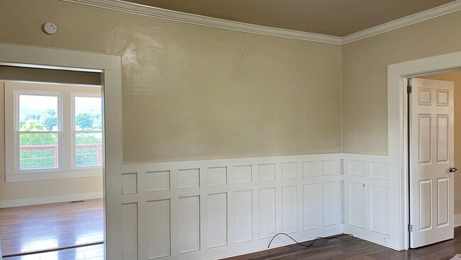 Photo - 301 Highland Ave