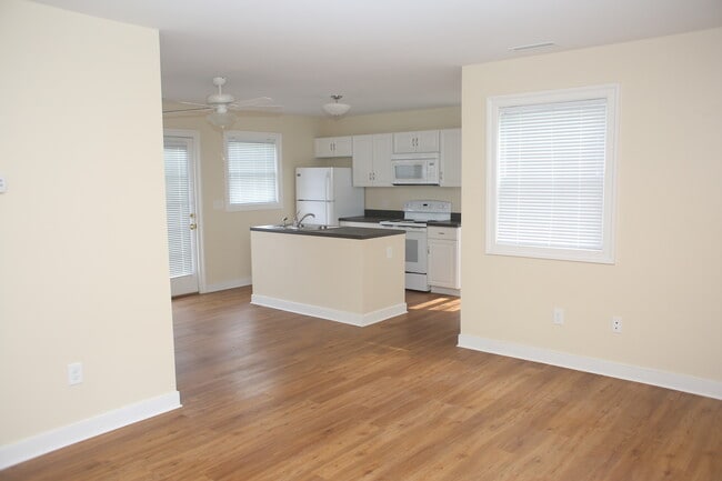 Photo - 283 Foxhaven Farm