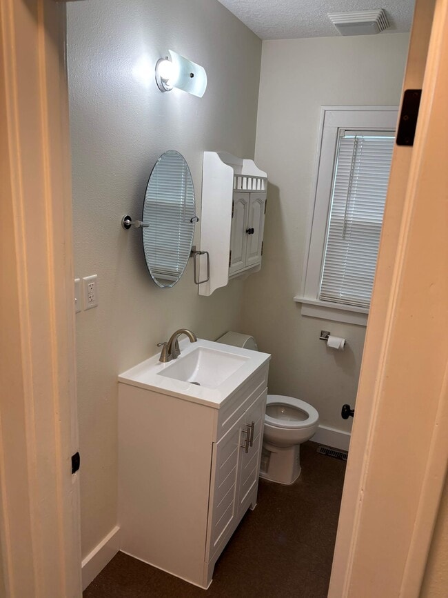 Photo - 516 Cutler St