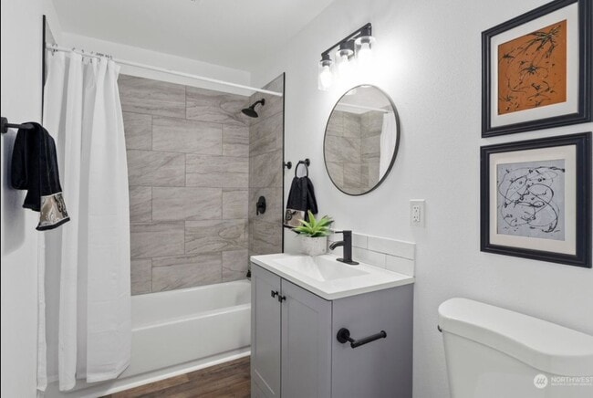 Photo - 114 N Gold St Unit 1