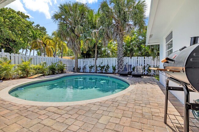 Photo - 2932 NW 10th Ave Unit ID1272106P