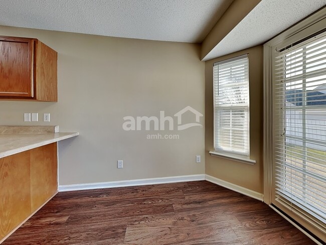 Photo - 4952 Lighthouse Ct