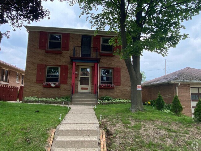 Building Photo - 3119 S 17th St Rental