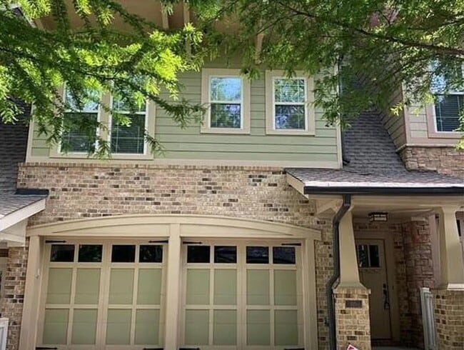 Building Photo - 815 Millwork Cir