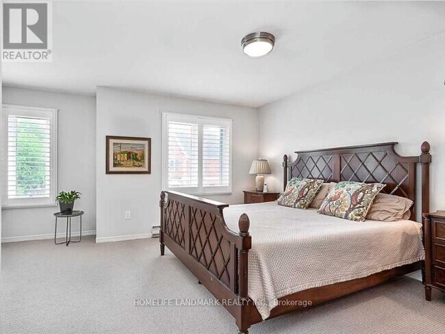 Photo - 2006 Glenada Crescent