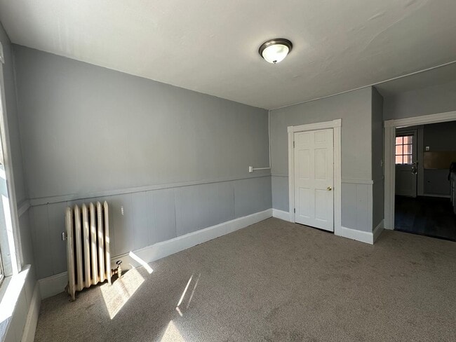 Photo - Third Floor ALL INCLUSIVE Studio in Downtown Manchester, NH, $1350/month Unit 14-10 Orange