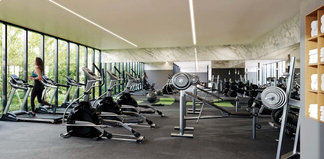 Photo - 10333-10133 133 St