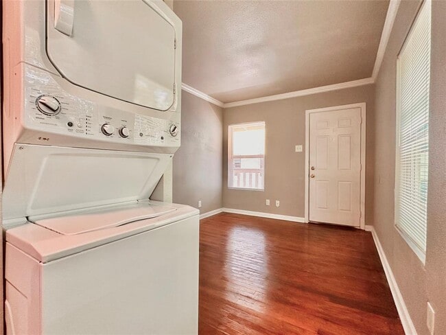 Photo - 204 E 30th St Unit 103