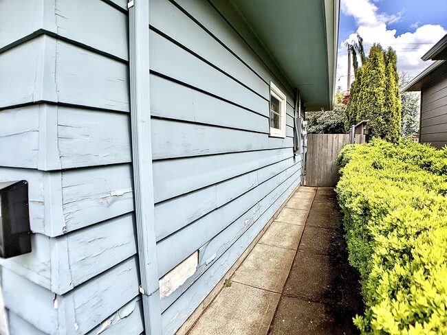 Photo - 5404 NE 54th Ave