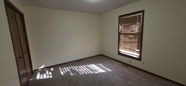 Photo - 2000 Square feet Duplex Southeast!  $1195